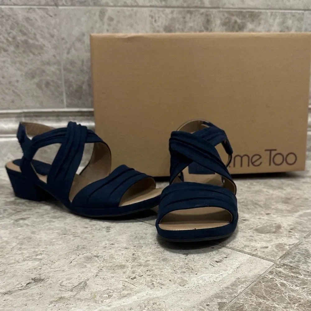 Me Too Yasmin Sandal Navy Size 7.5 Open Toe Chunky Heel Box Included